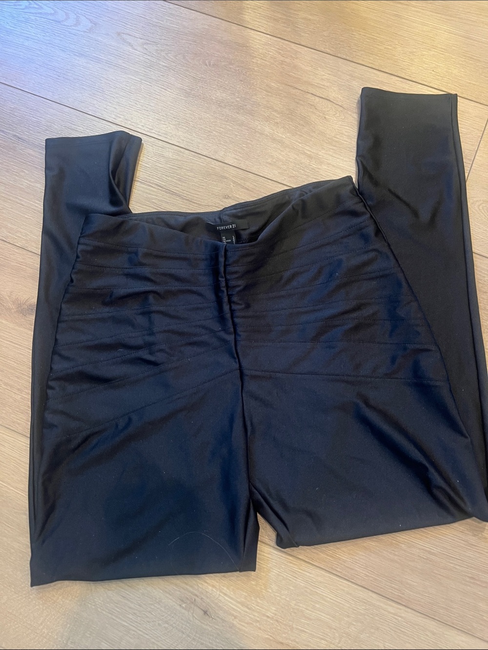 Black High-Waist shiny Leggings
